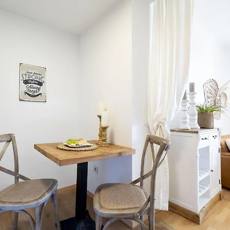 Die-deichbude-1-butze-2 Apartment *