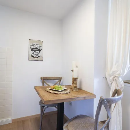 Die-deichbude-1-butze-2 Apartment Busum